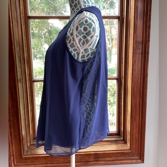 BCBG Shirt - Picture 2 of 3